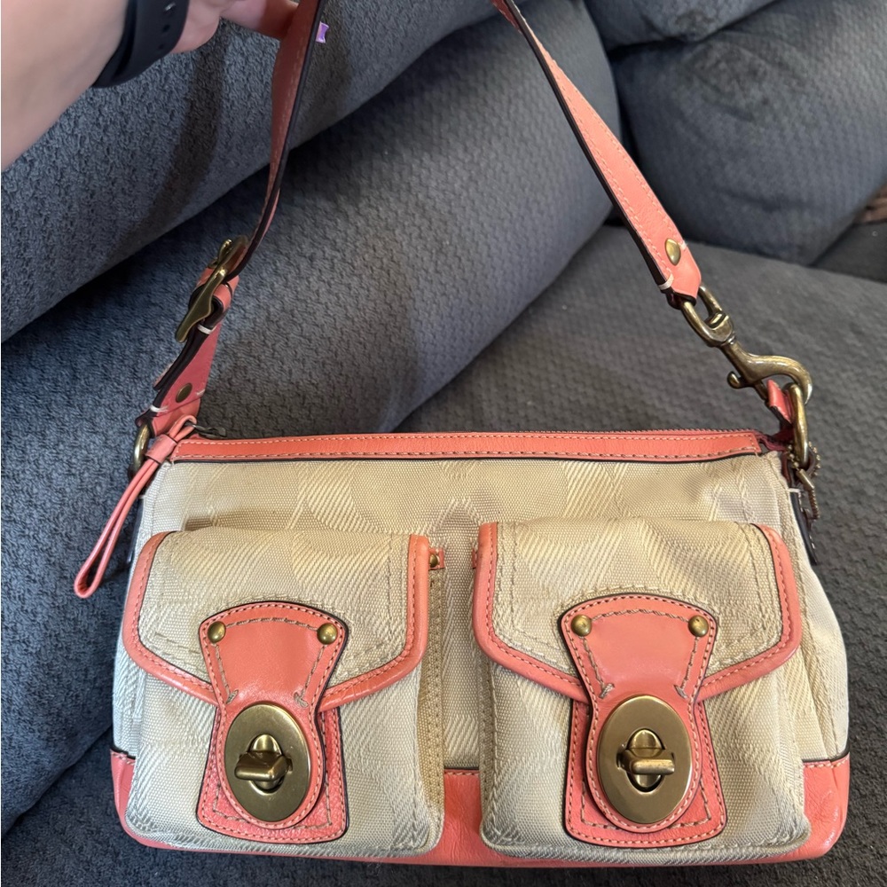 Coach Vintage Legacy Signature Turnlock Shoulder Bag F13102 - Beige & Peach